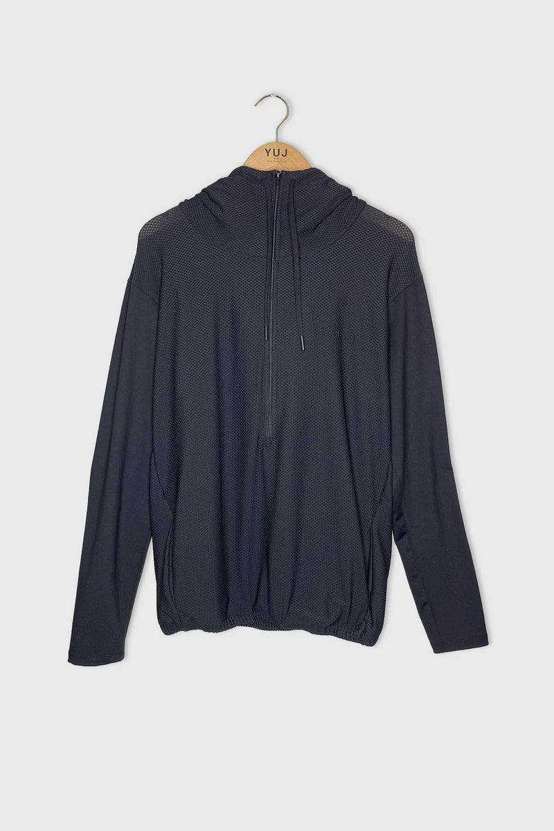 #551 - Sweat à capuche YUJLAB noir // Taille S/M YUJ - Maison de pleine conscience