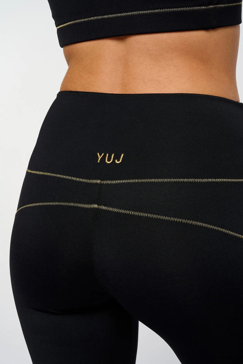 Pantalon flare noir/gold KARMAPANT YUJ - Maison de pleine conscience