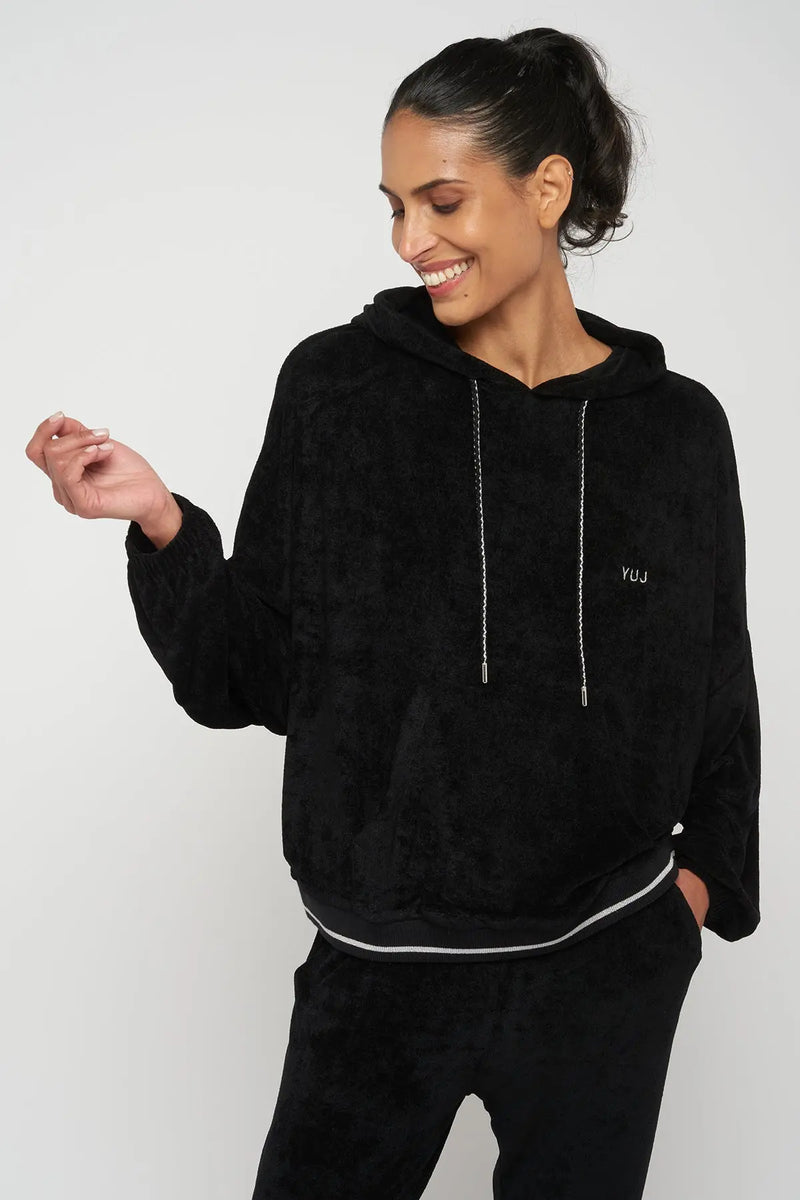 Sweat de yoga ANA Black YUJ - Maison de pleine conscience